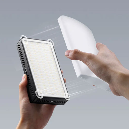 تجربه کاربری و کنترل‌ها Ulanzi LM-P40Bi