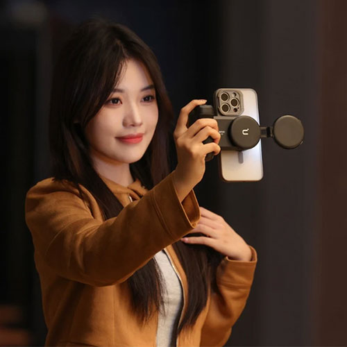 پایداری و ارگونومی، حس یک دوربین واقعی Ulanzi MA35